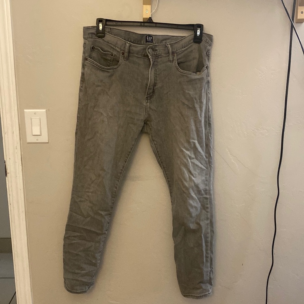 Slim fit gray jeans